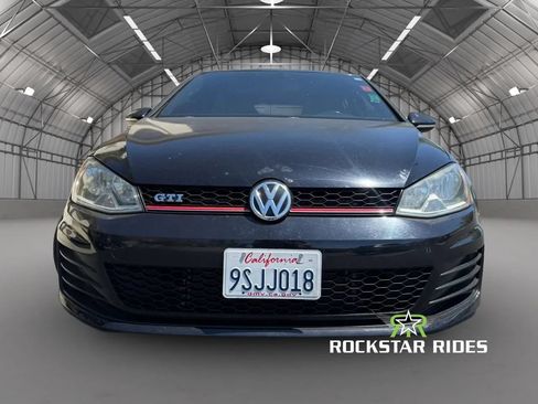 Used 2015 Volkswagen GTI SE FWD image 4