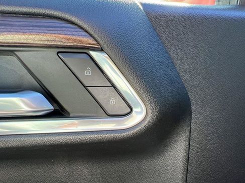 Used 2023 Chevrolet Silverado 1500 RST w/ Texas Edition Plus image 18