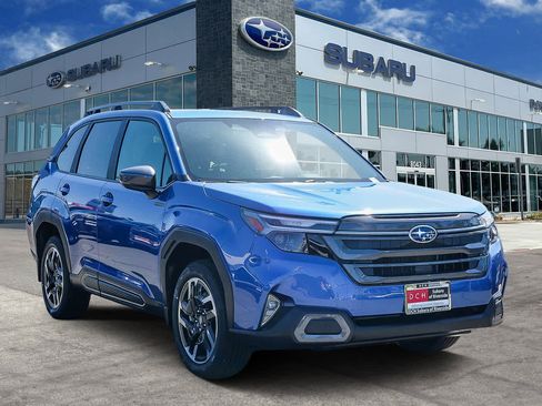 New 2026 Subaru Forester Touring AWD/4WD image 3