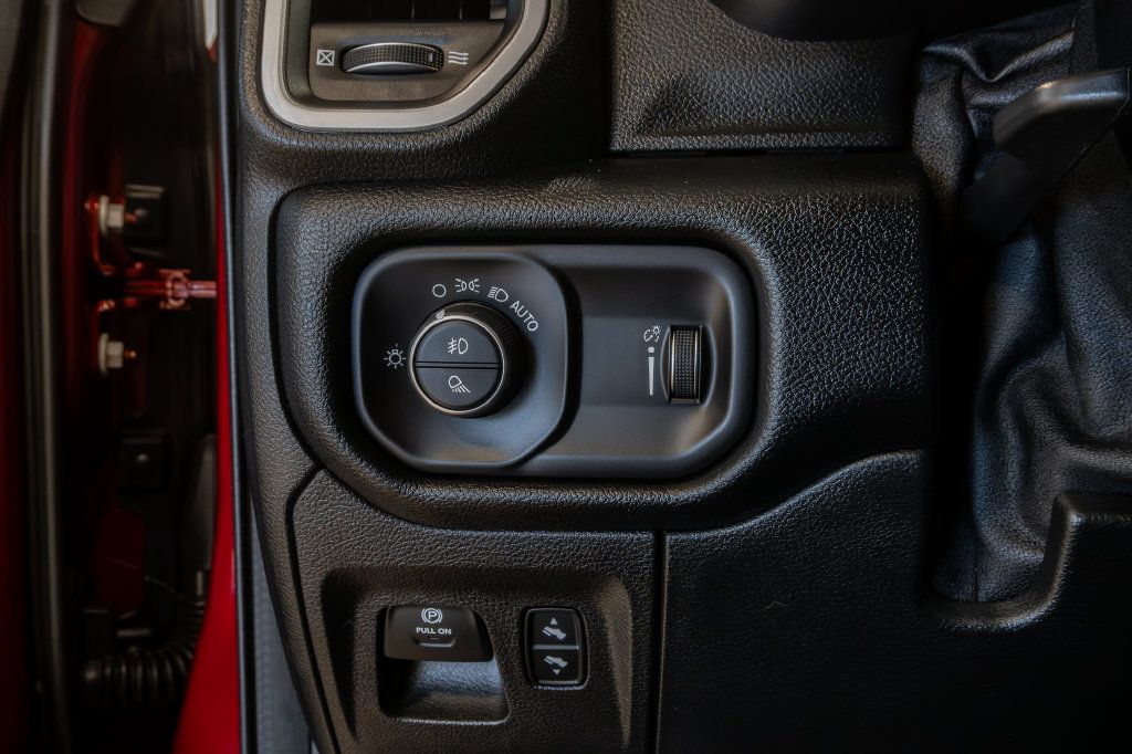 Used 2020 RAM 1500 Big Horn AWD/4WD image 15