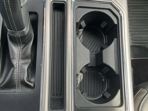 Used 2017 Ford F150 Platinum w/ FX4 Off-Road Package AWD/4WD image 26