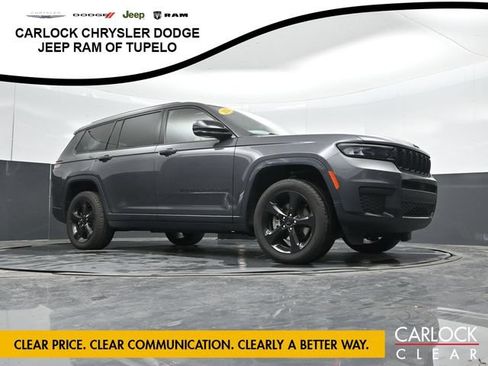 Used 2023 Jeep Grand Cherokee L Laredo AWD/4WD image 57