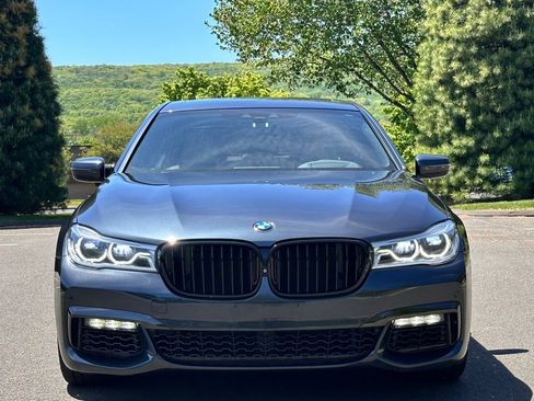 Used 2016 BMW 750i xDrive AWD/4WD image 19