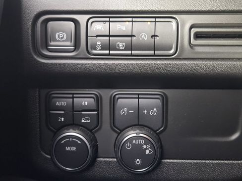 Used 2023 Chevrolet Tahoe RST w/ Sport Performance Package AWD/4WD image 22