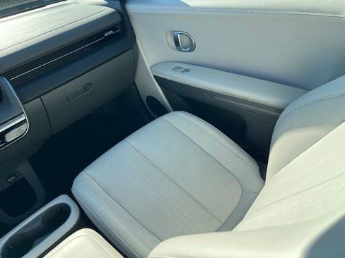 Used 2024 Hyundai Ioniq 5 Limited image 12