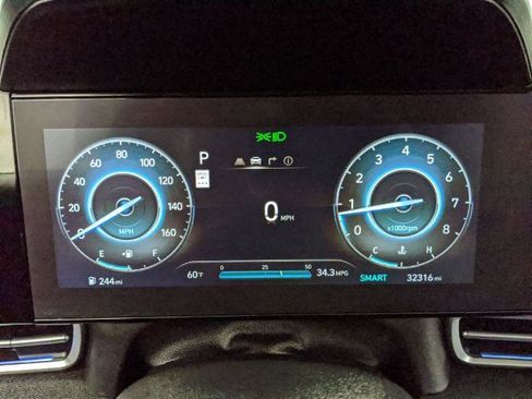 Used 2024 Hyundai Elantra SEL image 13