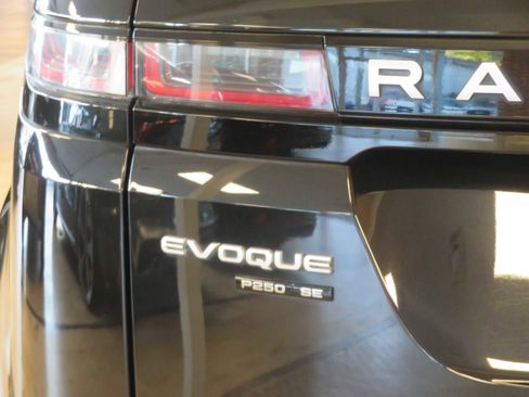 Used 2020 Land Rover Range Rover Evoque SE AWD/4WD image 63