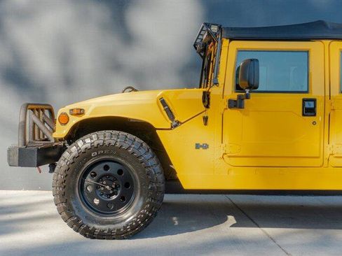 Used 1998 HUMMER H1 4-Door Open Top image 16