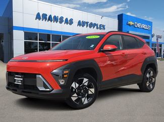 Used 2024 Hyundai Kona SEL AWD/4WD video 1