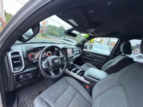 Used 2019 RAM 1500 Big Horn image 10