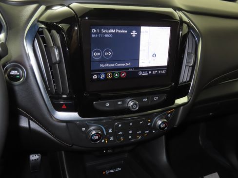 Used 2023 Chevrolet Traverse Premier AWD/4WD image 46