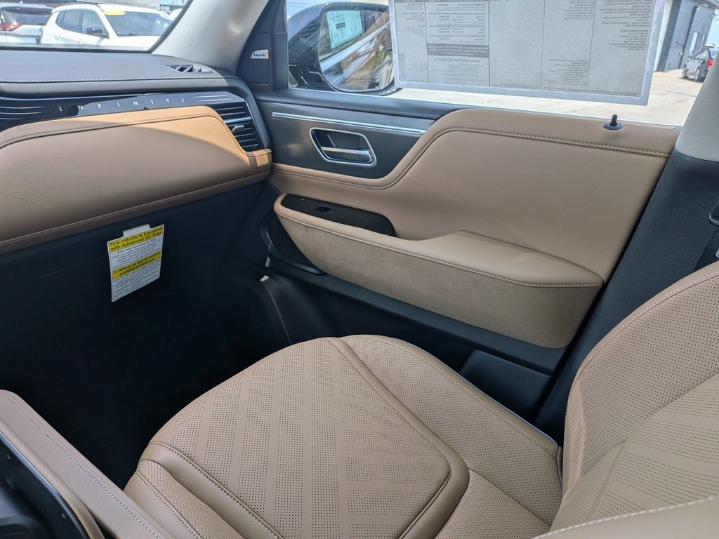New 2027 INFINITI QX80 Luxe w/ Exterior Package RWD image 19