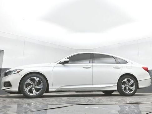 Used 2019 Honda Accord EX-L image 41