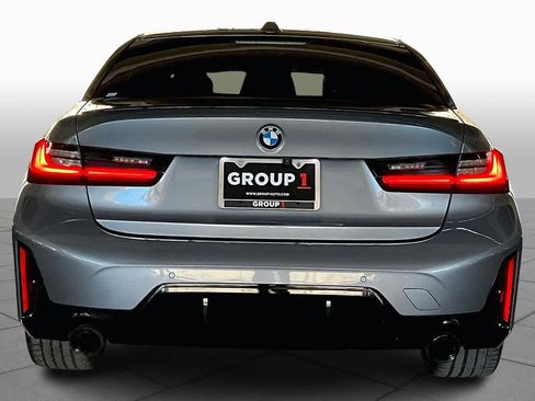 Used 2023 BMW 330i Sedan w/ M Sport Package image 4