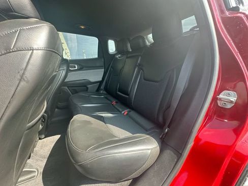 Used 2023 Jeep Compass Latitude w/ Convenience Group AWD/4WD image 23