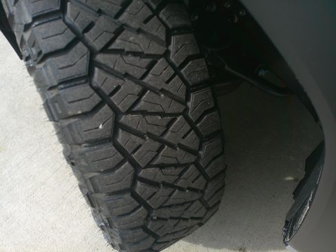 Used 2025 Toyota 4Runner TRD Off-Road Premium image 16