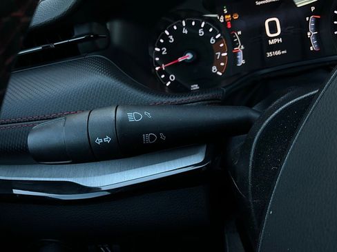 Used 2025 Jeep Compass Trailhawk image 34