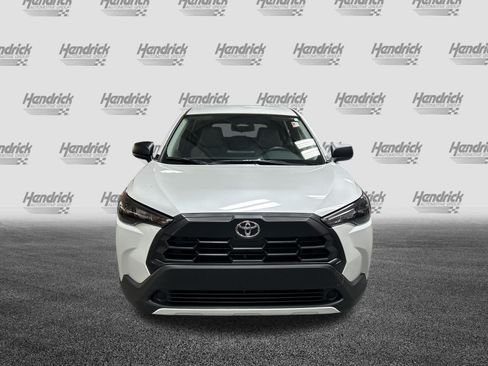Used 2026 Toyota Corolla Cross L FWD image 3