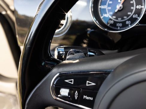 Used 2020 Bentley Mulsanne RWD image 38