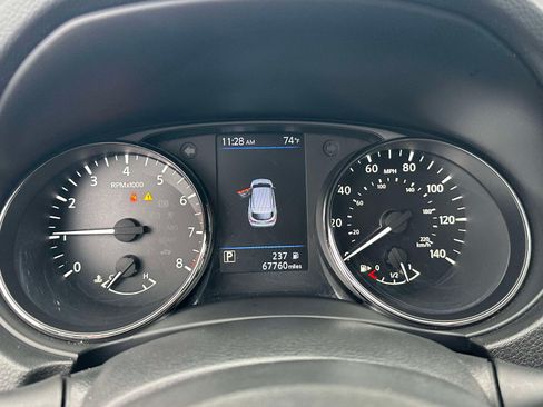 Used 2020 Nissan Rogue Sport S FWD image 18