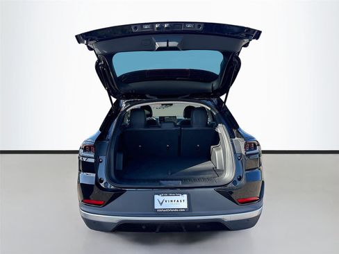 New 2025 VinFast VF 8 Eco image 26