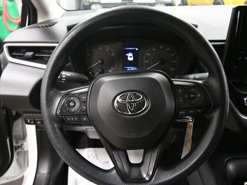 Used 2023 Toyota Corolla LE FWD image 13