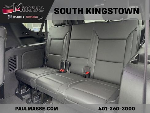 Used 2023 GMC Yukon XL Denali w/ Denali Reserve Package image 11