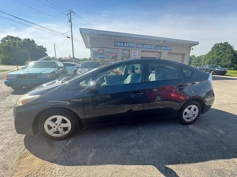 Used 2010 Toyota Prius FWD image 3