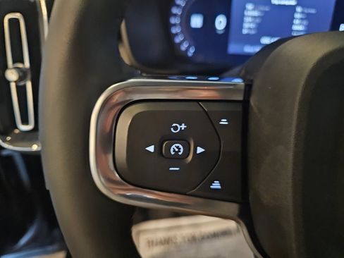 Certified 2024 Volvo XC40 B5 Plus w/ Protection Package Premier AWD/4WD image 21