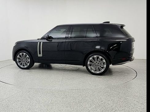 Certified 2025 Land Rover Range Rover SE AWD/4WD image 7