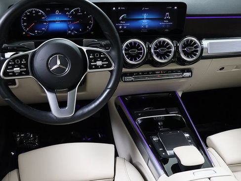Certified 2023 Mercedes-Benz GLB 250 4MATIC image 15