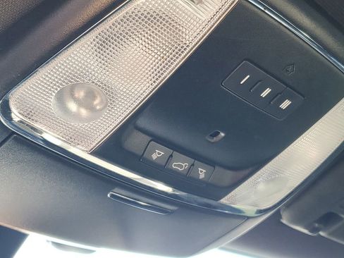 Used 2020 Jeep Grand Cherokee Altitude image 21