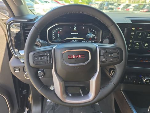 Used 2024 GMC Sierra 1500 SLT w/ SLT Premium Plus Package image 27