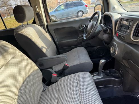Used 2010 Nissan Cube 1.8 S Krom Edition w/ Interior Designer Pkg FWD image 33