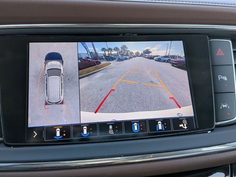 Used 2020 Buick Enclave Avenir w/ Avenir Technology Package image 20