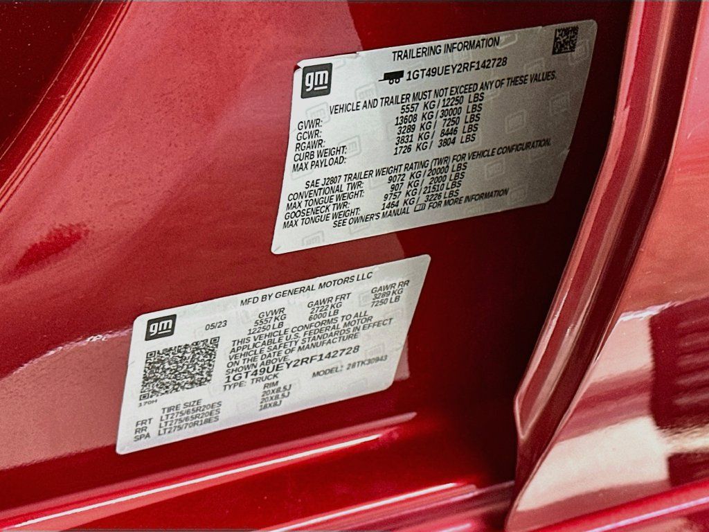 Used 2024 GMC Sierra 3500 SLT AWD/4WD image 36