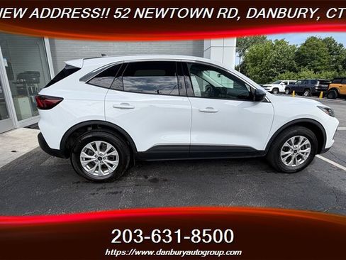 Used 2024 Ford Escape Active AWD/4WD image 6
