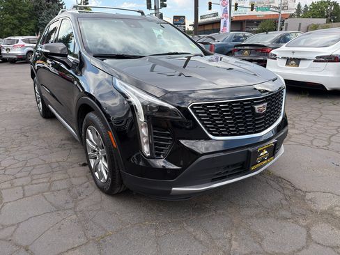 Used 2021 Cadillac XT4 Premium Luxury w/ Driver Assist Package AWD/4WD image 11