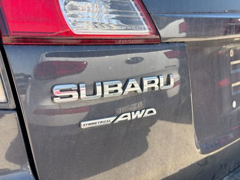 Used 2011 Subaru Outback 2.5i AWD/4WD image 4