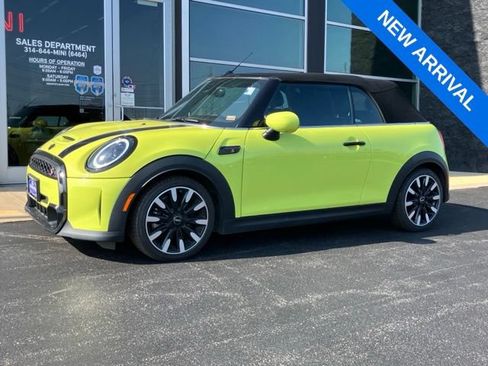 Used 2024 MINI Cooper S FWD image 1