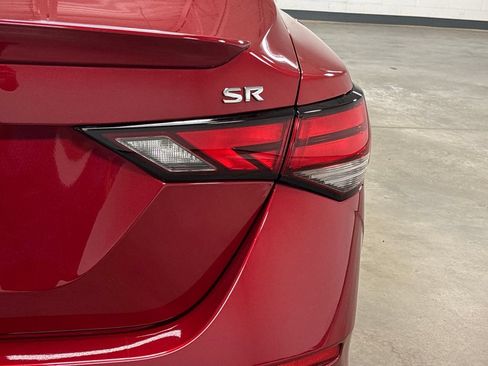 Used 2022 Nissan Sentra SR w/ Electronics Package FWD image 15
