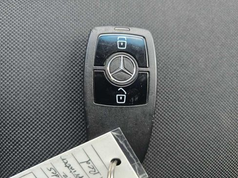 Used 2021 Mercedes-Benz Sprinter 1500 image 21