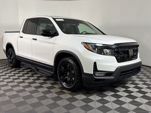 Used 2025 Honda Ridgeline Black Edition image 25