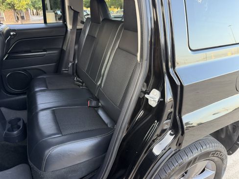 Used 2016 Jeep Patriot Sport w/ Power Value Group FWD image 20