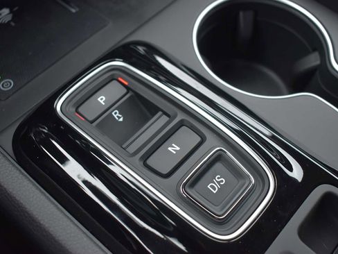 New 2025 Honda Pilot Touring image 21