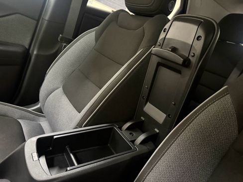 Certified 2021 Chevrolet TrailBlazer LT FWD image 38