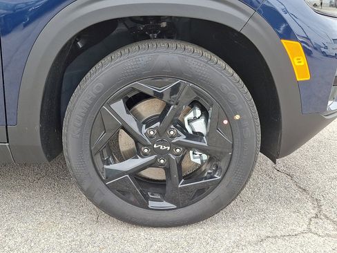 New 2026 Kia Seltos EX image 10