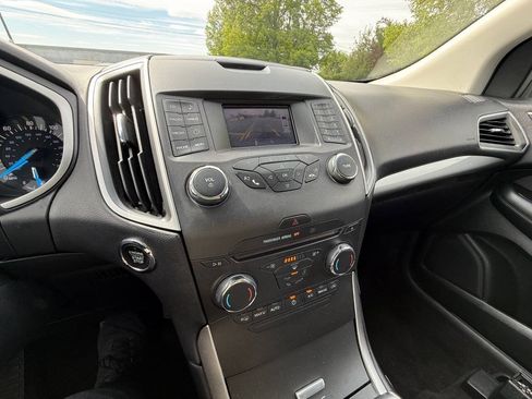 Used 2016 Ford Edge SEL AWD/4WD image 13