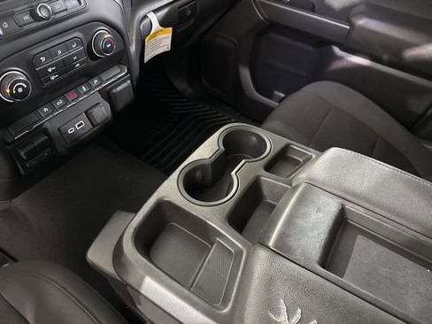 Used 2021 Chevrolet Silverado 1500 Custom image 22