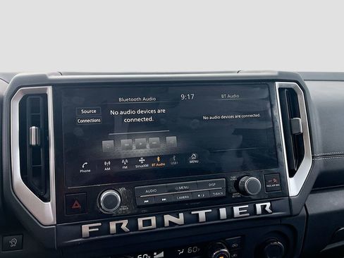 Used 2025 Nissan Frontier SV w/ SV Convenience Package RWD image 14